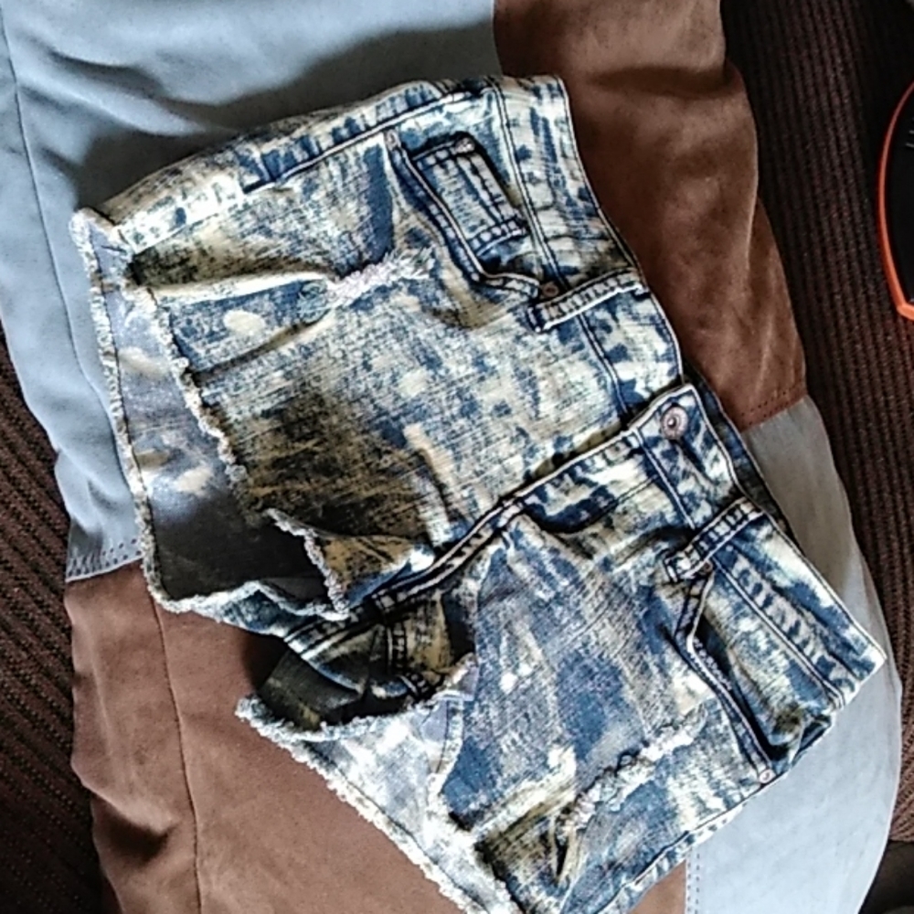 Distressed Green Shorts